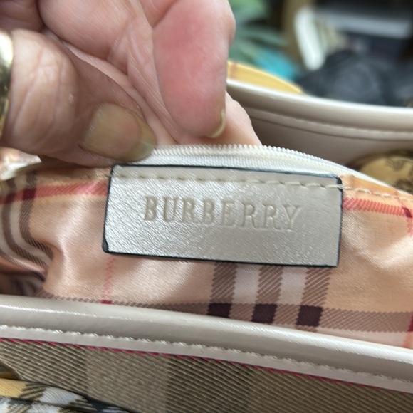 Tote with scarf - Picture 8 of 11